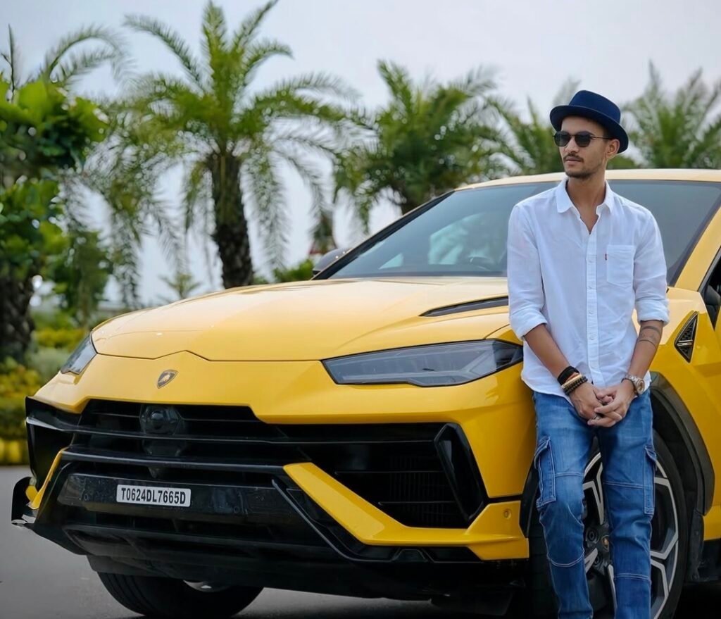 Anurag Dwivedi कौन है? यूपी के इस Youtuber की ED द्वारा संभावित मनी लॉन्ड्रिंग के लिए जांच की जा रही है।