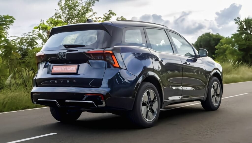 2026 में तीन बड़ी Mahindra SUV लॉन्च की जाएंगी