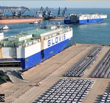 चीन का व्यापार अधिशेष 1 ट्रिलियन डॉलर पार, निर्यात में रिकॉर्ड वृद्धि