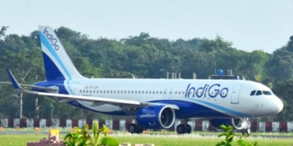 IndiGo Crisis: लगातार बढ़ रही यात्रियों की परेशानियाँ, 5 दिनों में 2,000 से ज़्यादा उड़ानें रद्द