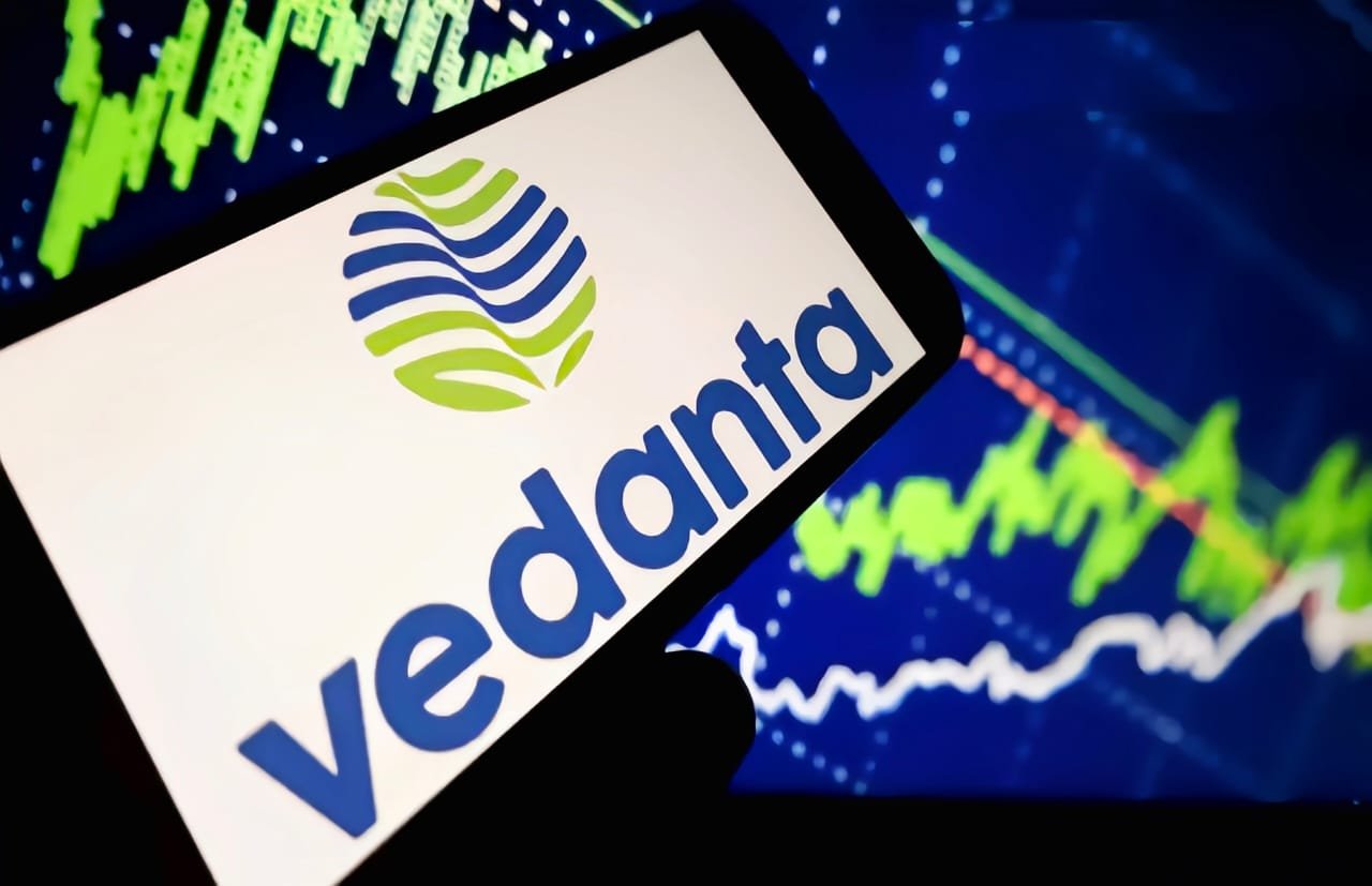 Vedanta 1:5 डिमर्जर 2026: GST पेनल्टी के बीच नया हाई, खरीदें या बेचें?