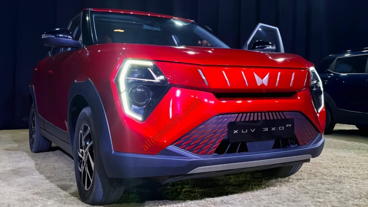 Mahindra XUV 3XO EV भारत में 13.89 लाख रुपये की शुरुआती कीमत पर लॉन्च हुई।