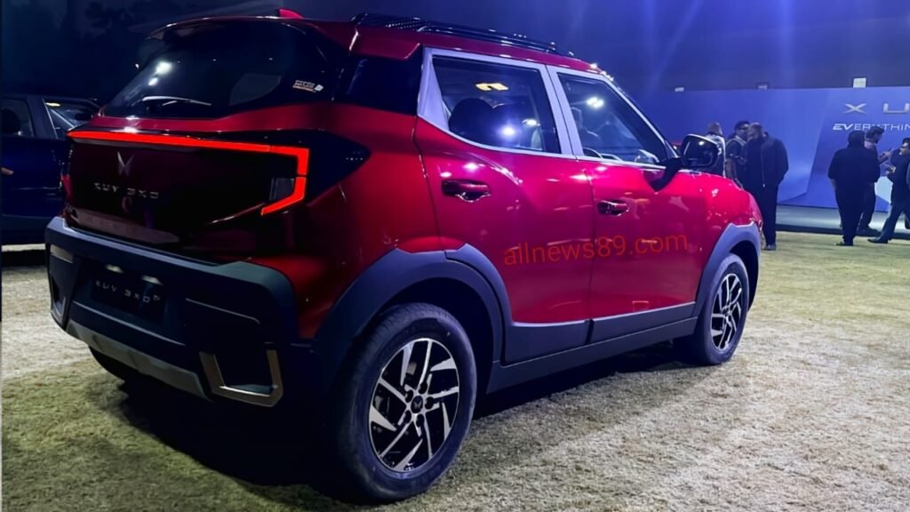 Mahindra XUV 3XO EV भारत में 13.89 लाख रुपये की शुरुआती कीमत पर लॉन्च हुई।